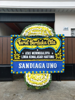 Papan Bunga Duka di Huwongo